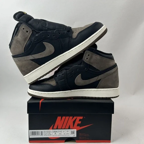 Nike Shoes Air Jordan 1 Retro OG High GS “Palomino" 2024 - Picture 3 of 8